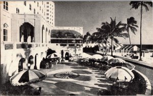 The Robert Richter Hotel, Miami Beach FL c1940s Vintage Postcard L45