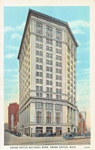 GRAND RAPIDS MICHIGAN~NATIONAL BANK~1920s HAYBOER PUBL POSTCARD