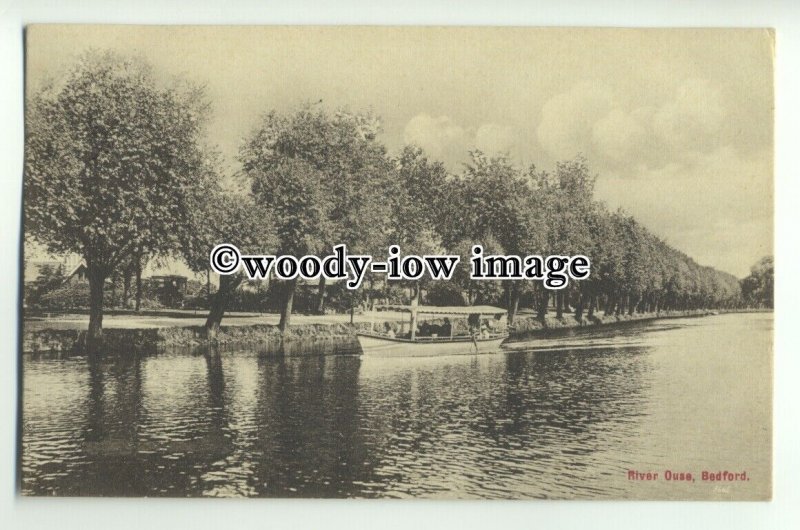 tp9284 - Beds - A Pleasure Boat Travels up the River Ouse, at Bedford - Postcard