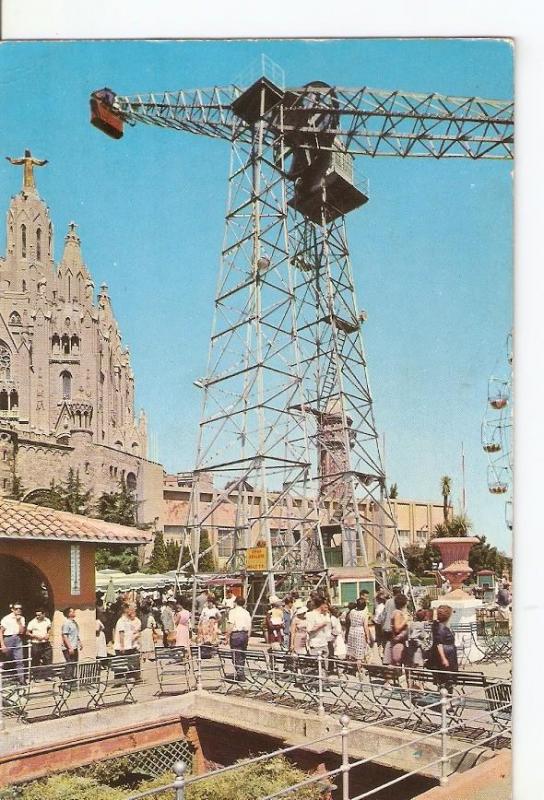 Postal 041812 : Barcelona. Cumbre del Tibidabo. Atracciones y Templo del Sagr...