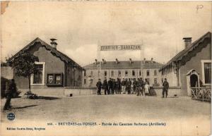 CPA 266 BRUYERES-en-VOSGES Entrée des Casernes Barbazan. Artillerie (405645)