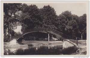 RP: Châlons-sur-Marne , France , 30-40s ; La Passerelle