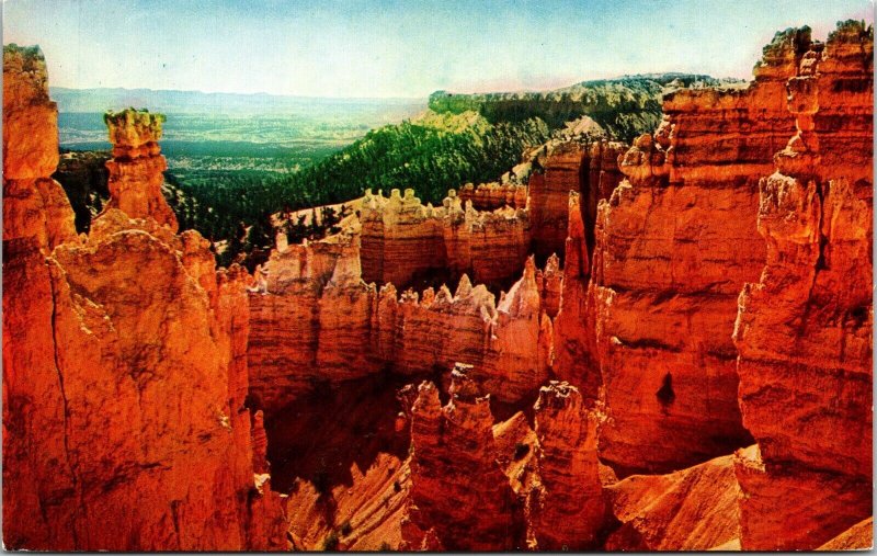 Happy Family Bryce Canyon National Park Utah UT Postcard VTG UNP Mike Roberts 