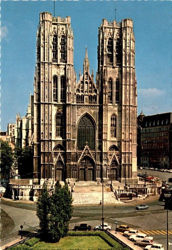 Cathedral of St. MichaelBrusselsPostcardDEMOLPublisher Postcard