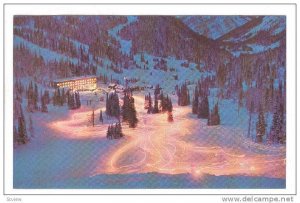 Torchlight parade by the ski school instructors, Sunshine Village, Banff, Alb...