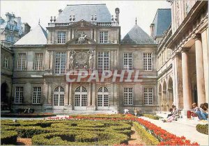 Postcard Modern Musee Carnavalet Paris Facade of the common home of cloth mer...