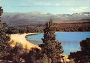 B96843 loch morlich and the cairngorms inverness shire scotland