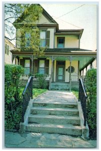 c1960 Exterior View Home Rev. Martin Luther King House Atlanta Georgia Postcard