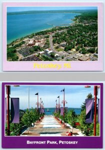 PETOSKEY, MI ~ Aerial View DOWNTOWN & BAYFRONT PARK Emmet County 4x6 Postcard