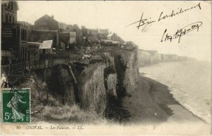 CPA ONIVAL-sur-MER Les Falaises (807614)