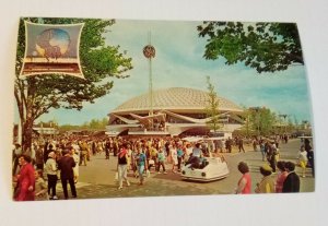 General Electric Pavilion New York Worlds Fair 1964-1965 Postcard