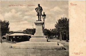 CPA ROYAN - La Statue d'Eugene Pelletan (481064)