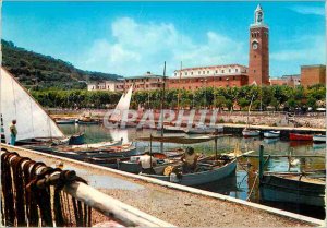 The Modern Postcard Gaeta darcine Montesecco
