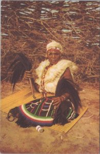 Africa Postcard - Zulu Isangomo Witch Doctor, Witch Doctress Ref.RS32812