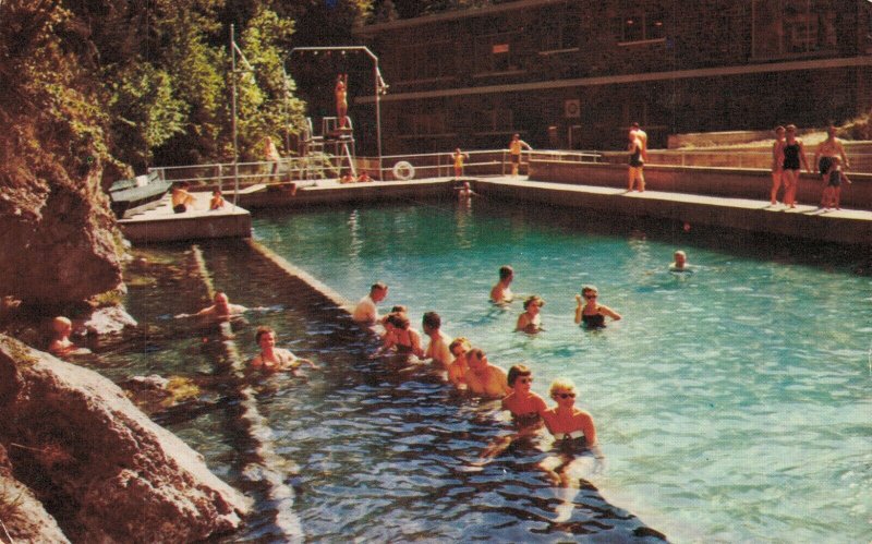 USA Swimming Pool Radium Hot Springs British Columbia 03.77