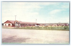 Edgemont South Dakota Postcard Rainbow Motel Building Exterior View 1960 Antique