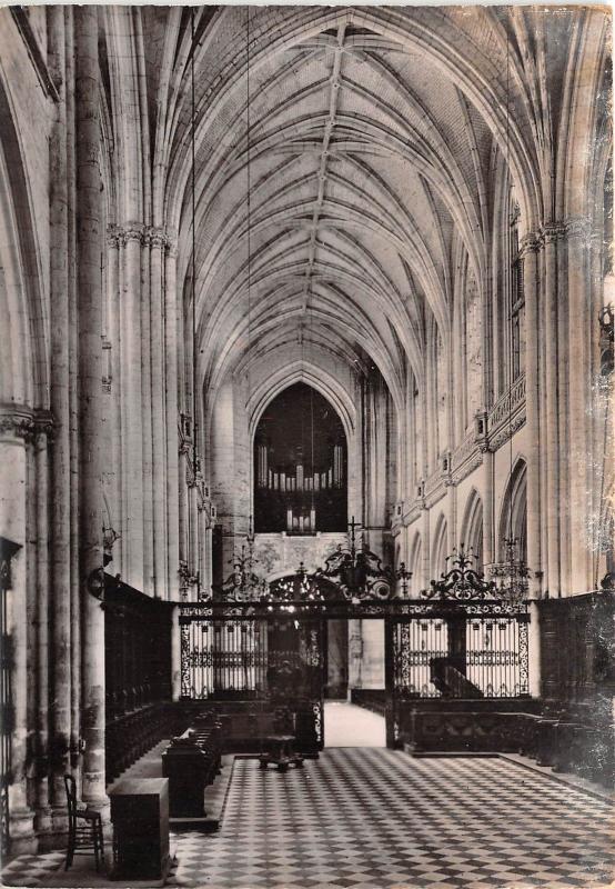 BR16407 la Nef Saint Riquier Eglise abbatiale  france