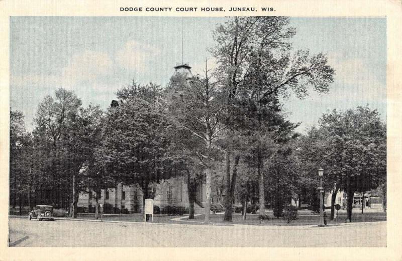 Dodge County Court House Juneau Wisconsin Antique Postcard L502