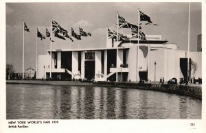 Vintage Postcard 1920's British Pavilion New York World's Fair 1939 N. Y.