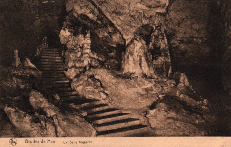 La Salle Vigeron,Grottes de Han,Belgium BIN