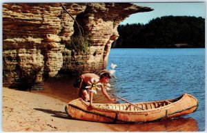 c1950s Wisconsin Dells WI Indian At Swallows' Nests Native Chrome Photo PC A149