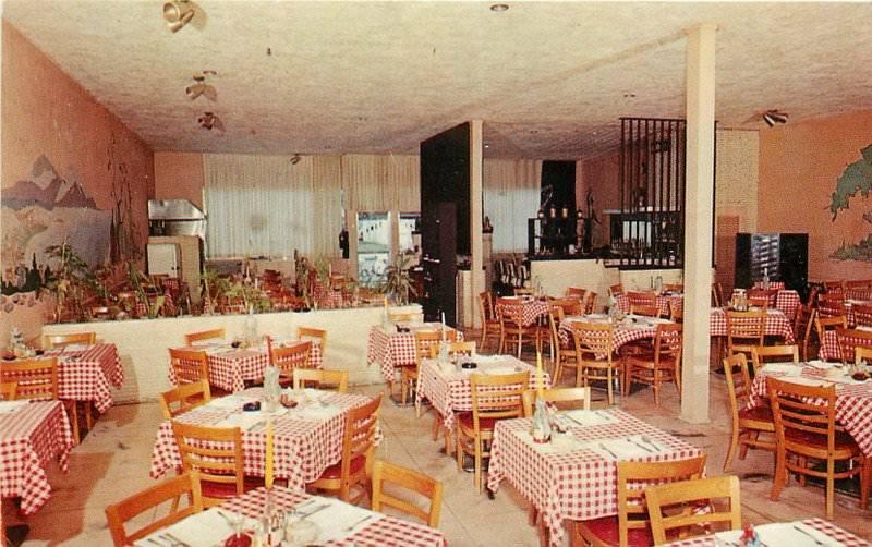 FT LAUDERDALE FLORIDA 1950s Louie's Spaghetti House Orlando Interior 3086