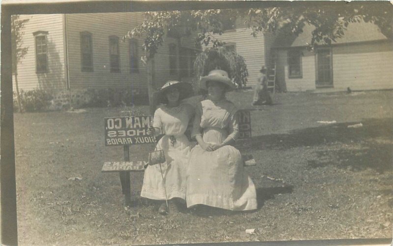 Postcard RPPC South Dakota Sioux Rapids Women on Bench Reverse Priut  23-1097