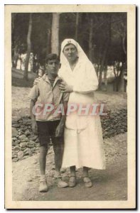 PHOTO CARD Female Nurse Child