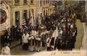 CPA LISIEUX - Rue LIVAROT (516305)