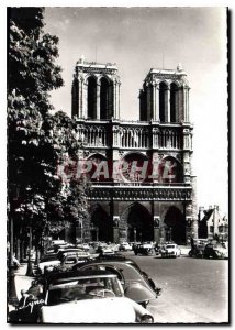 Modern Postcard Paris La Cathedrale Notre Dame de Paris