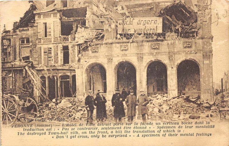 US80 France Peronne Somme ruined hotel de ville ww1 destroy military war
