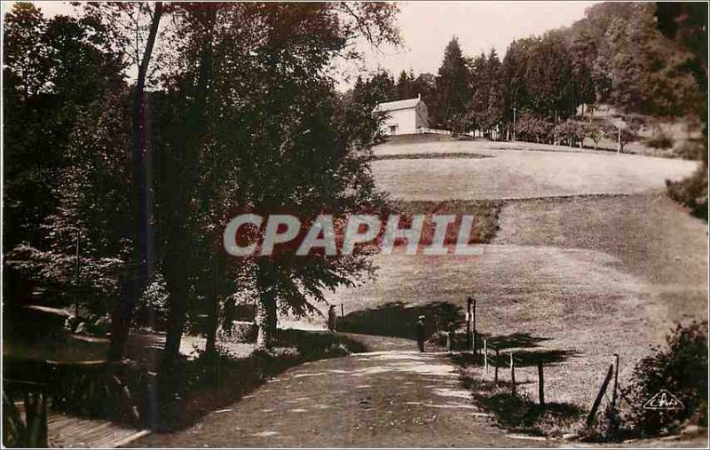 Modern Postcard Bagneres de Bigorre Hi Vallon of Entree