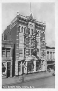 RPPC NEW ENGLAND CAFE Victoria, B.C. Canada Leonard Frank Vintage Photo Postcard