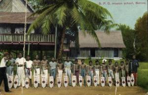 malay malaysia, BORNEO SARAWAK BANTING, Mission School Racing Crew Canoe Paddles