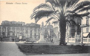 uk42622 piazza duomo  catania italy