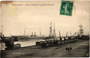 CPA St-NAZAIRE - Bassin de Penhouet Vue générale des quais (222867)