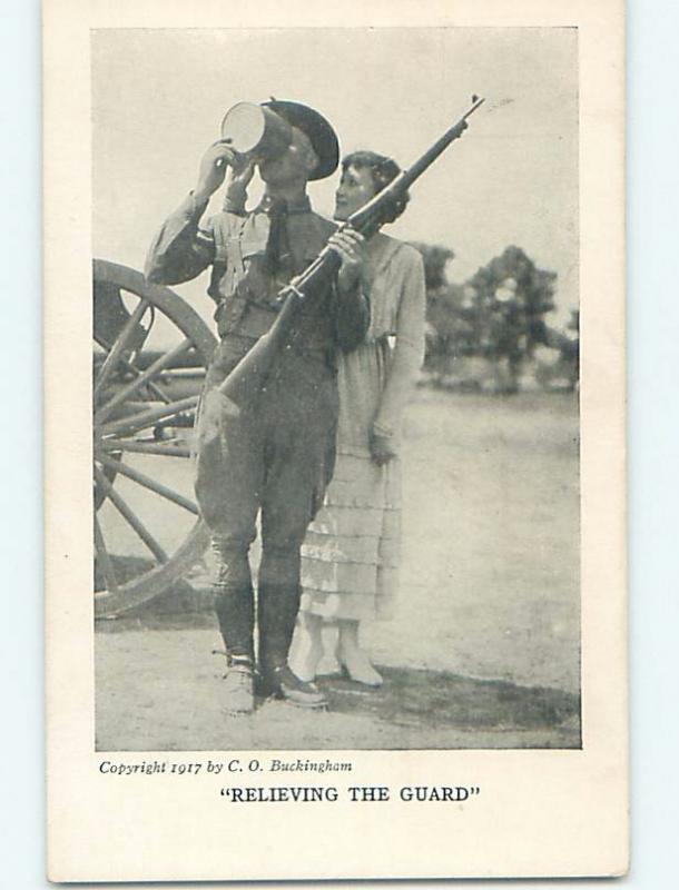 Pre-Linen military GIRLFRIEND GIVES USA ARMY SOLDIER A DRINK OF WATER HL6636