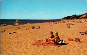 Ottawa Beach State Park, Holland MI Beach Vintage Postcard O23