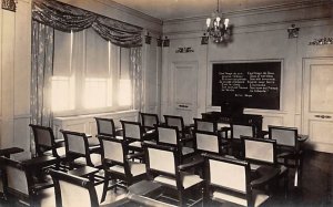 French Classroom, University of Pittsburgh Cathedral of Learning, real photo ...