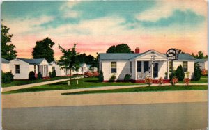 1940s Merwin Tourist Cottages US Route 17 Savannah GA Postcard