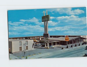 Postcard Town House Motor Hotel Pueblo Colorado USA