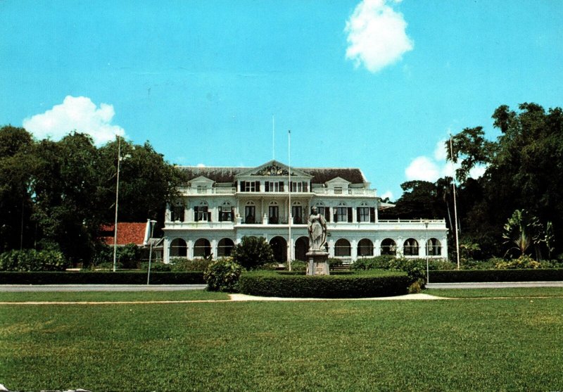 VINTAGE CONTINENTAL SIZE POSTCARD GOVERNOR'S PALACE AT PARAMARIBO SURINAME