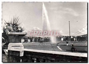 Modern Postcard Geneva Water jet