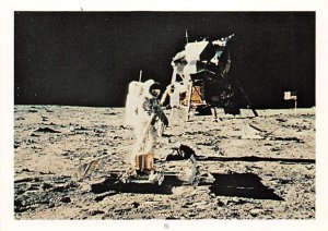 Man Walk On Moon View Images 