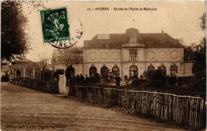 CPA ANGERS - Entrée de l'École de Medicine (296689)