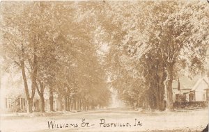 J31/ Postville Iowa RPPC Postcard c1910 Williams Street Homes  260