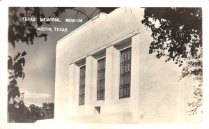 RPPC Texas Memorial Museum, Austin, TX ca 1940s Vintage Postcard
