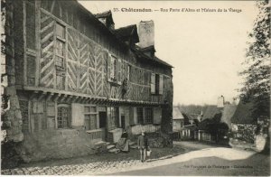 CPA CHATEAUDUN Rue Porte d'Abas et Maison de la Vierge (1202426)