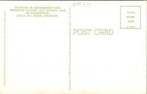 Fountain Government Park Sault Ste Marie Michigan MI Postcard Curtiech VTG UNP