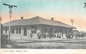 G17/ Sheldon Iowa Postcard c1910 Union Railroad Depot 1